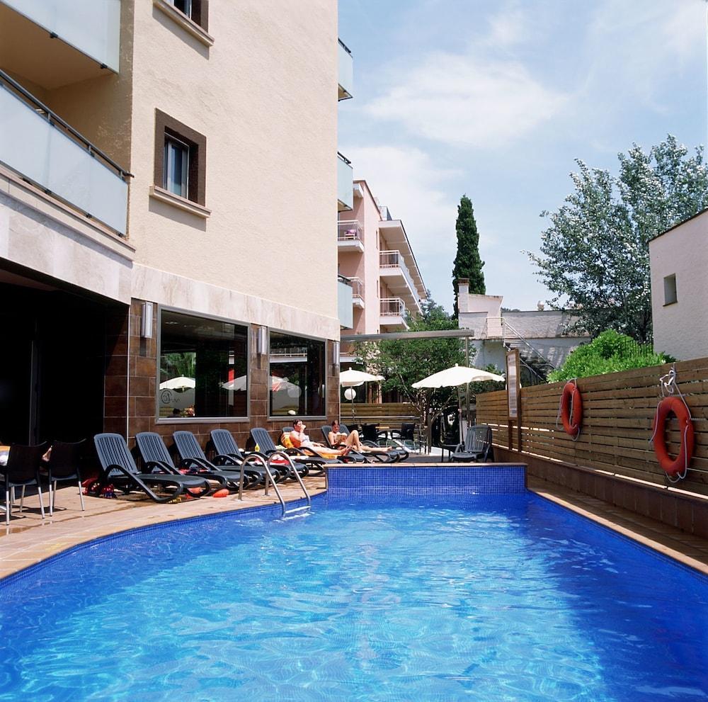 Tossa Beach Center Tossa de Mar Luaran gambar